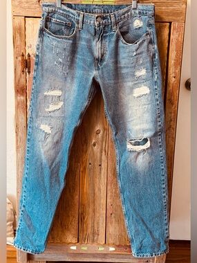 Levi's 502 Distressed Light Blue Relaxed Jeans 34 / 34